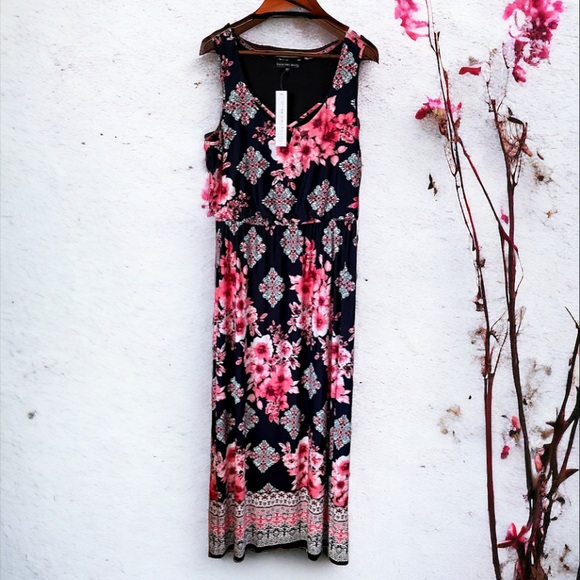 THREE PINK HEARTS FLORAL MAXI DRESS SIZE 2X - Picture 14 of 14
